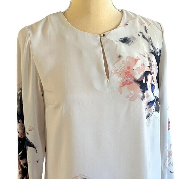 VINCE CAMUTO Blouse Long Sleeve Floral Size XS Multicolor Keyhole Neckline - Picture 16 of 16